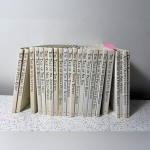 Complete set (1-23) of vintage 1980s “Peter Rabbit” books